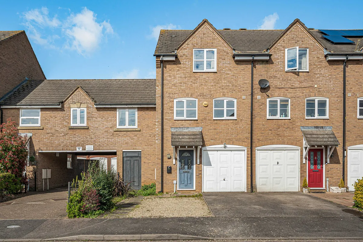 3 bed house for sale, Bryony Road, Bicester