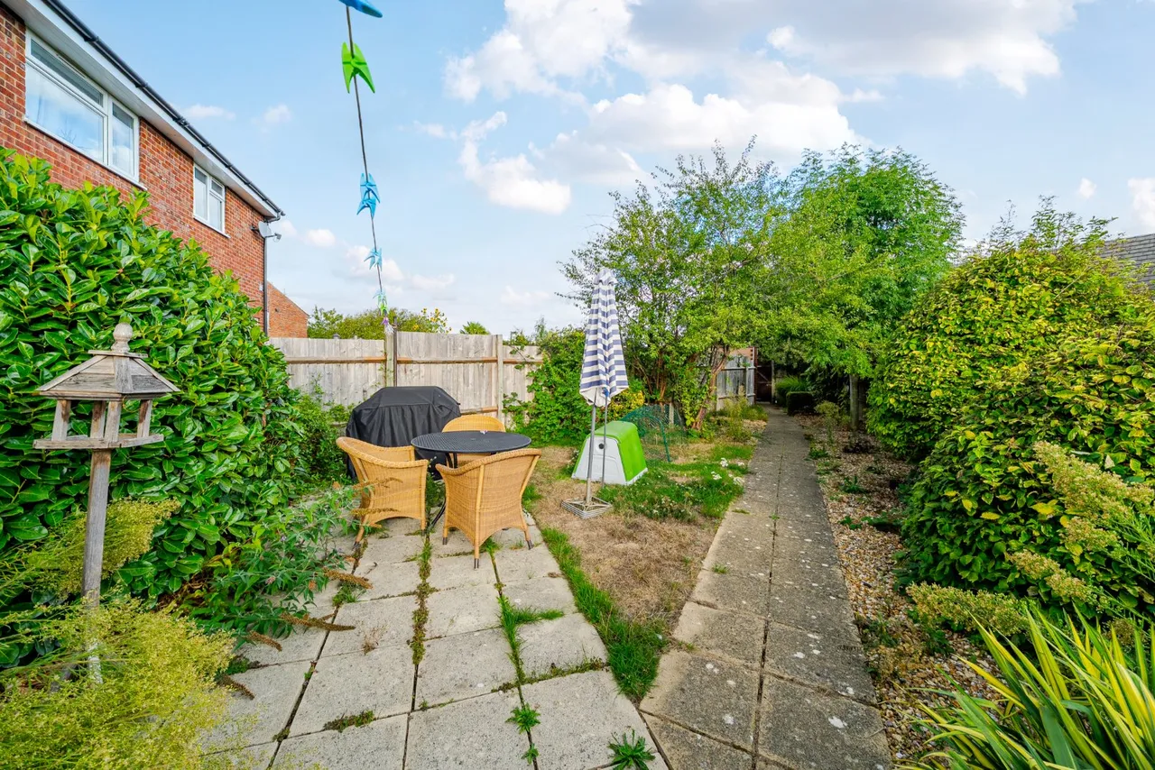 Beech Tree Drive, Badshot Lea, GU9, photo 10