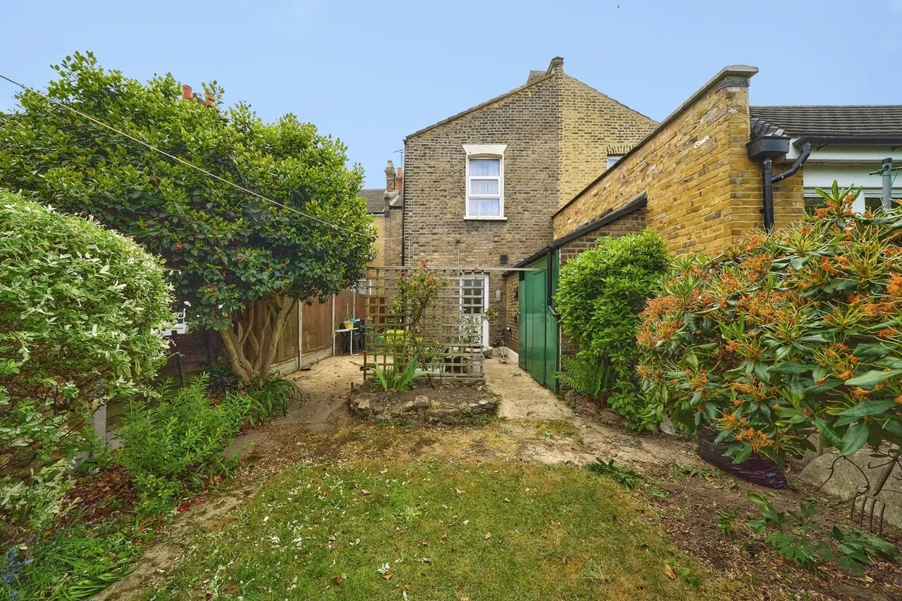 Cranmer Road, London, E7, photo 32