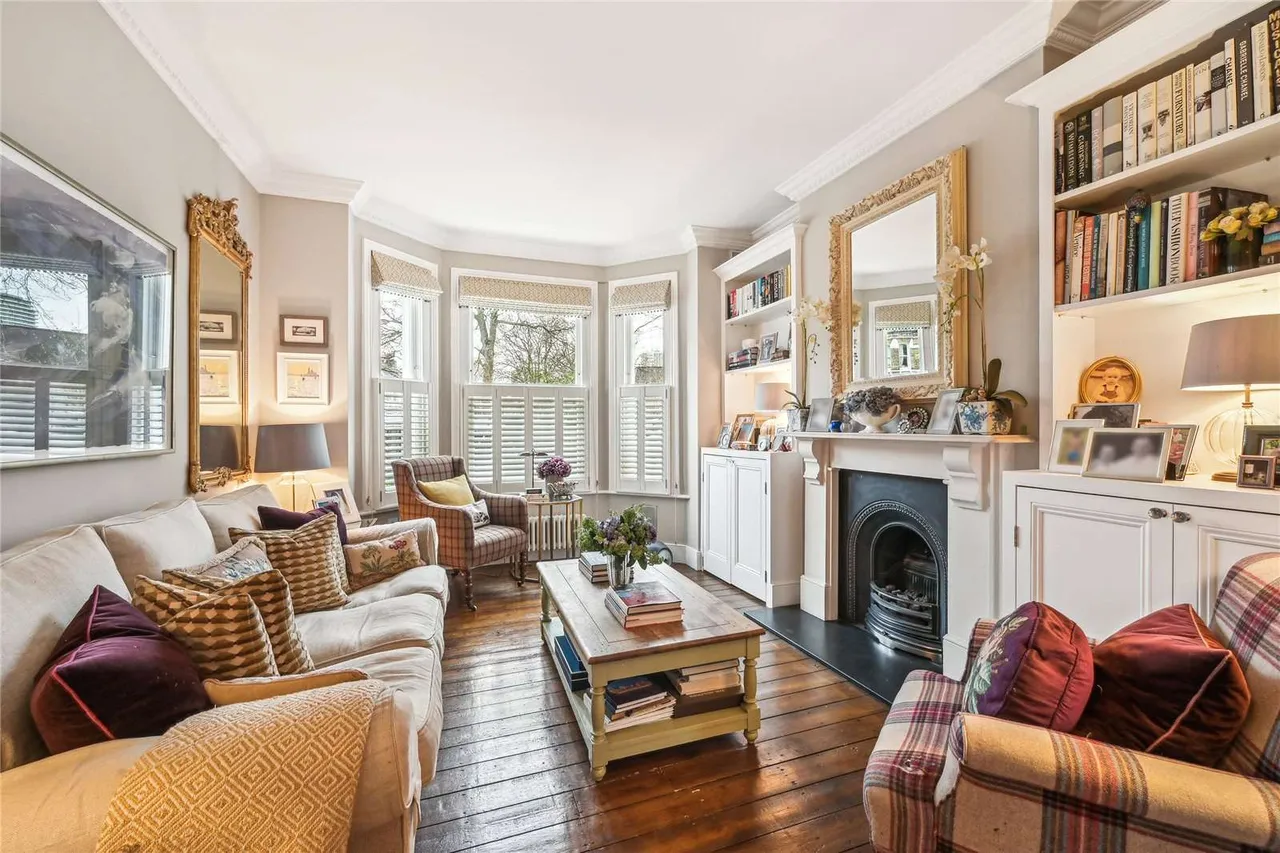 Candahar Road, London, SW11, photo 2