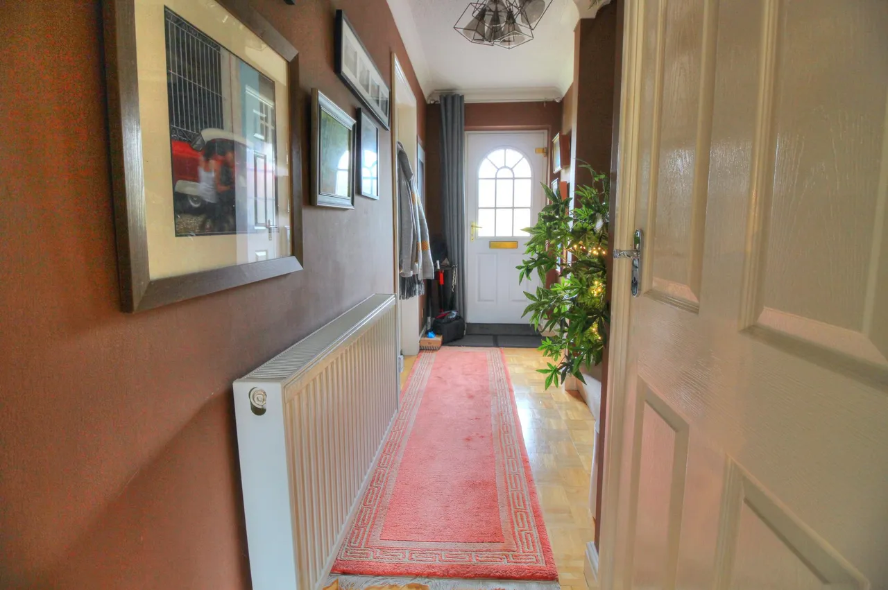 Iris Road, Woking, GU24, photo 15