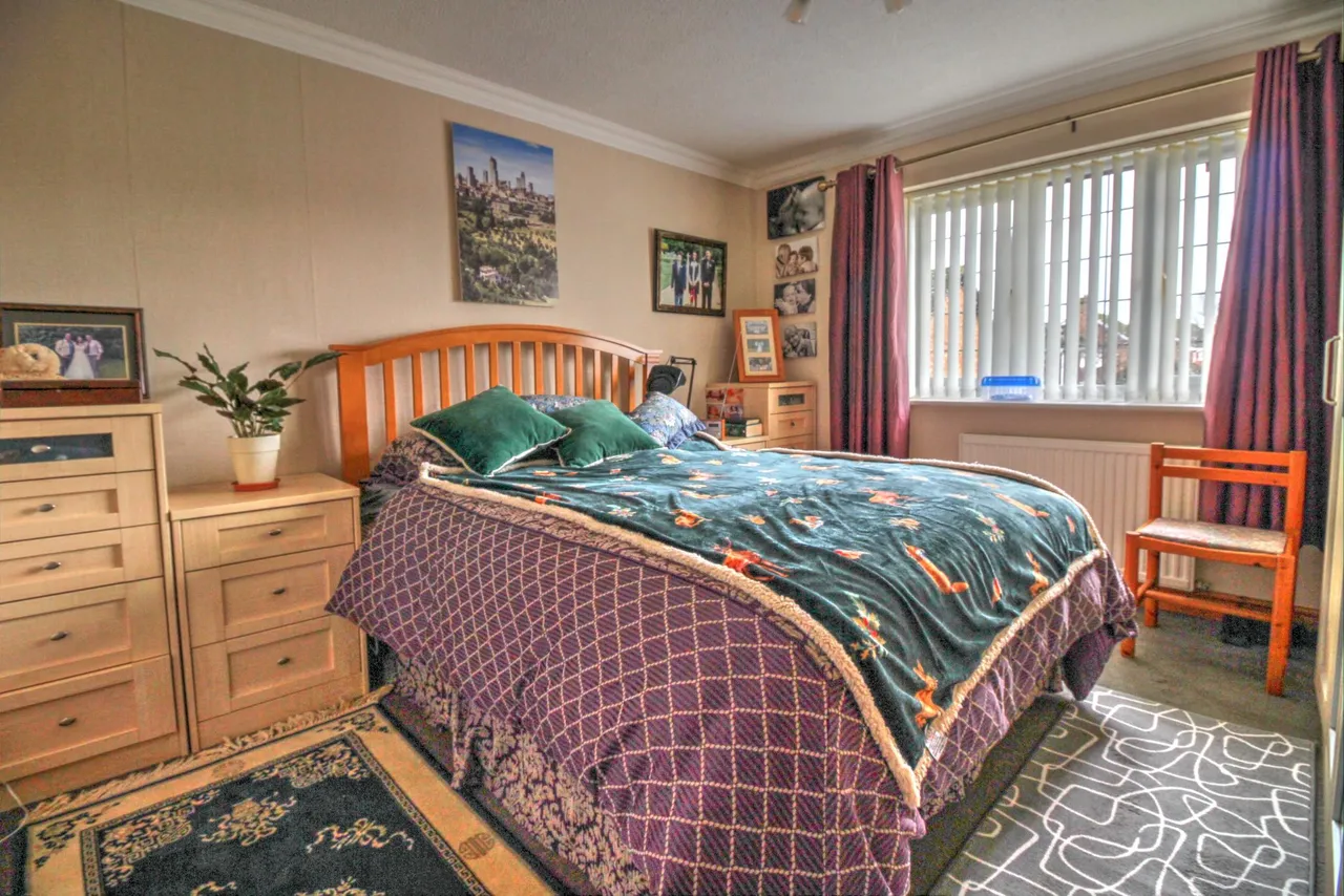 Iris Road, Woking, GU24, photo 20