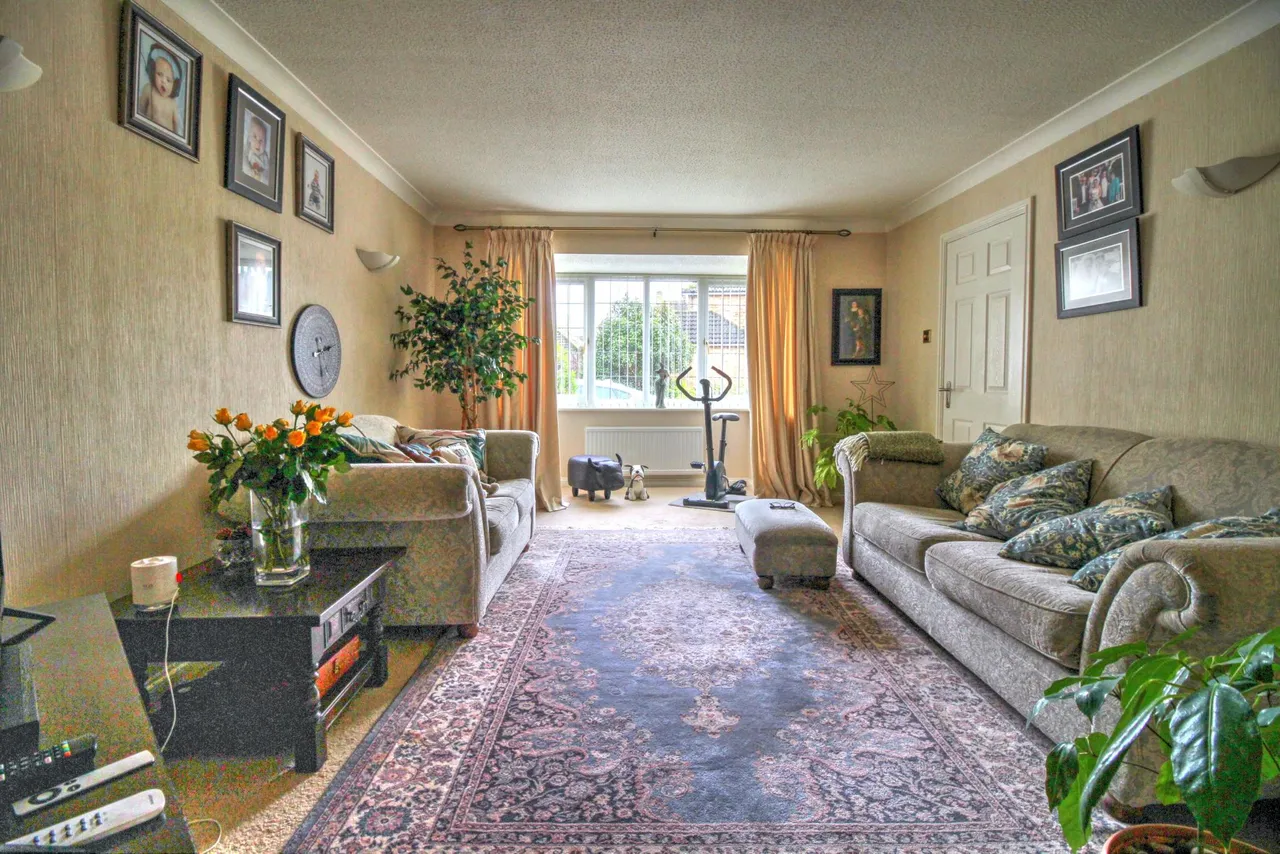 Iris Road, Woking, GU24, photo 18