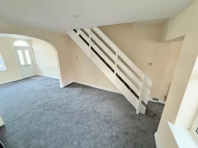 Ashmores Lane, ST7, photo 3