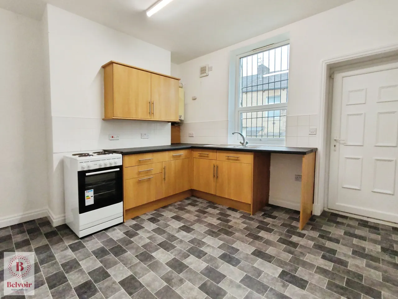 2 bed house to rent, Laithe Street, Burnley, BB11