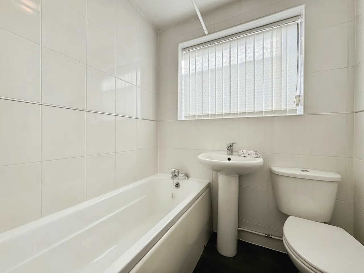 Sunningdale Close, Burtonwood, WA5, photo 9