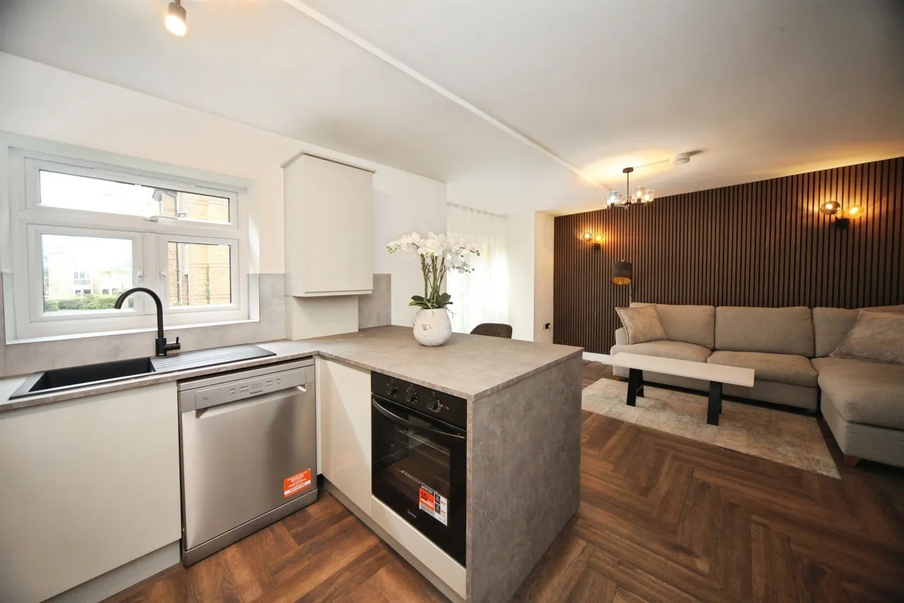 Vincent Road, Luton, LU4, photo 4
