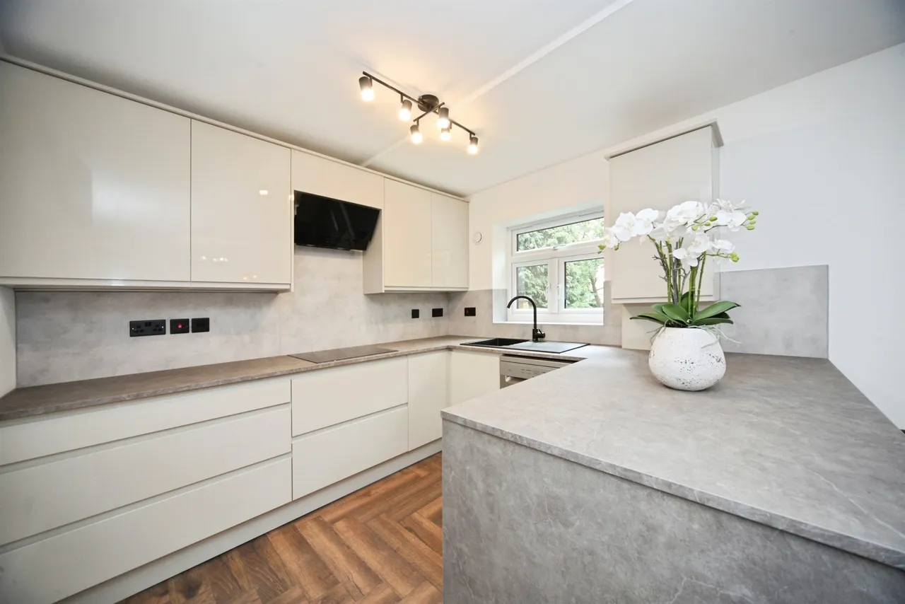 Vincent Road, Luton, LU4, photo 9