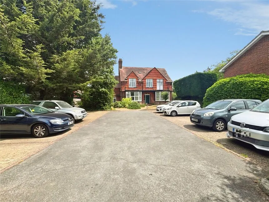 Manor Court, Manor Drive, Surbiton, KT5, photo 6