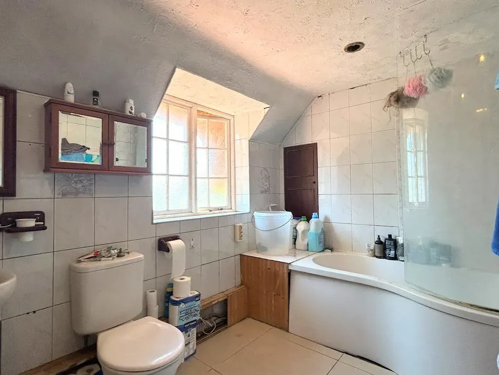 Caldecote Street, Newport Pagnell, Buckinghamshire, MK16 0BX, photo 6