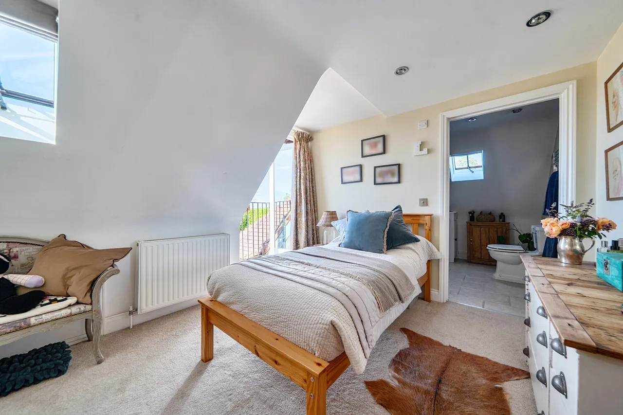 Upper Gatton, Reigate, RH2, photo 7