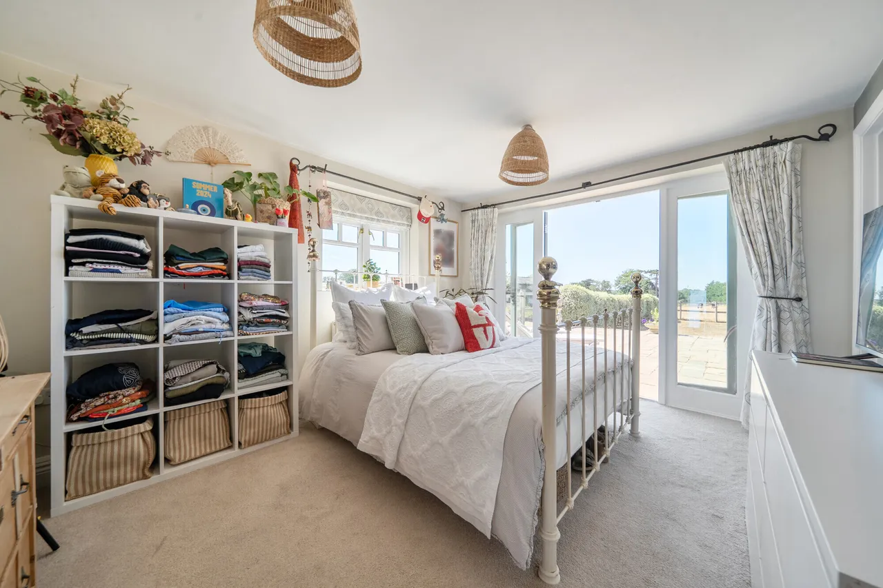 Upper Gatton, Reigate, RH2, photo 9