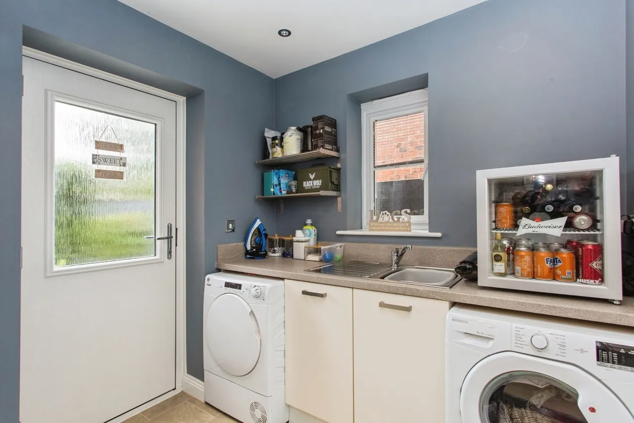 Sycamore Gardens, Leyland, PR25, photo 10