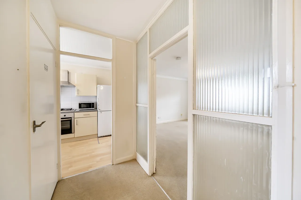 Victoria Road, Ruislip, HA4, photo 10
