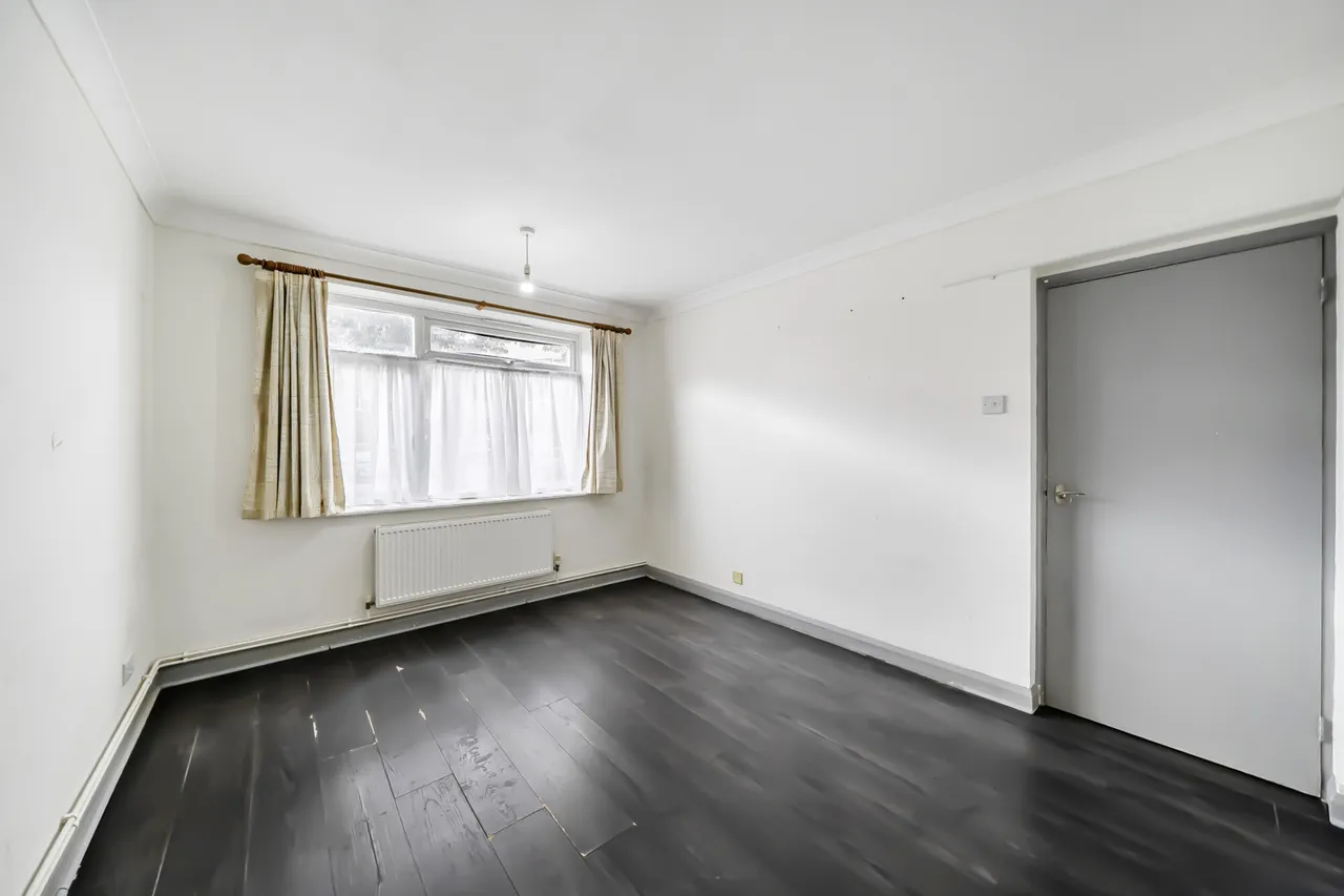 Victoria Road, Ruislip, HA4, photo 13