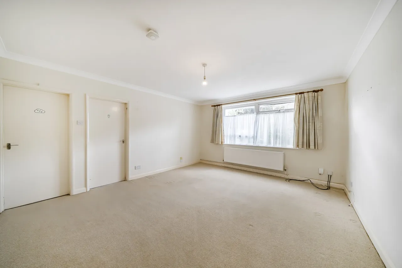 Victoria Road, Ruislip, HA4, photo 20