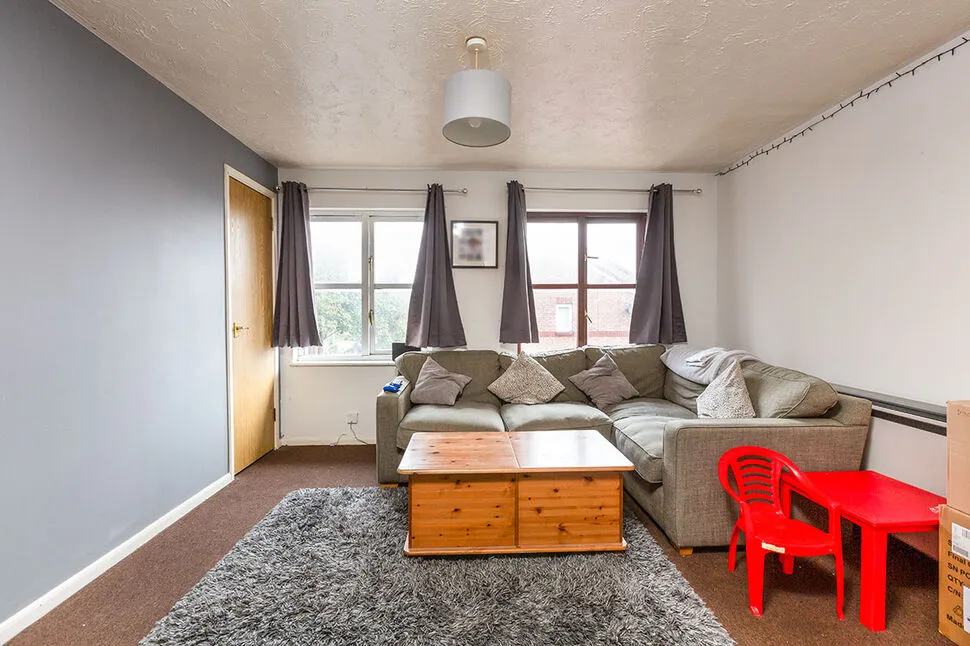 Maypole Road, Gravesend, Kent, DA12, photo 4