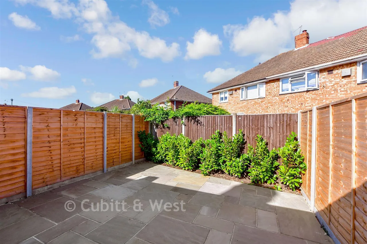 Prinsted Crescent, Portsmouth, PO6, photo 11