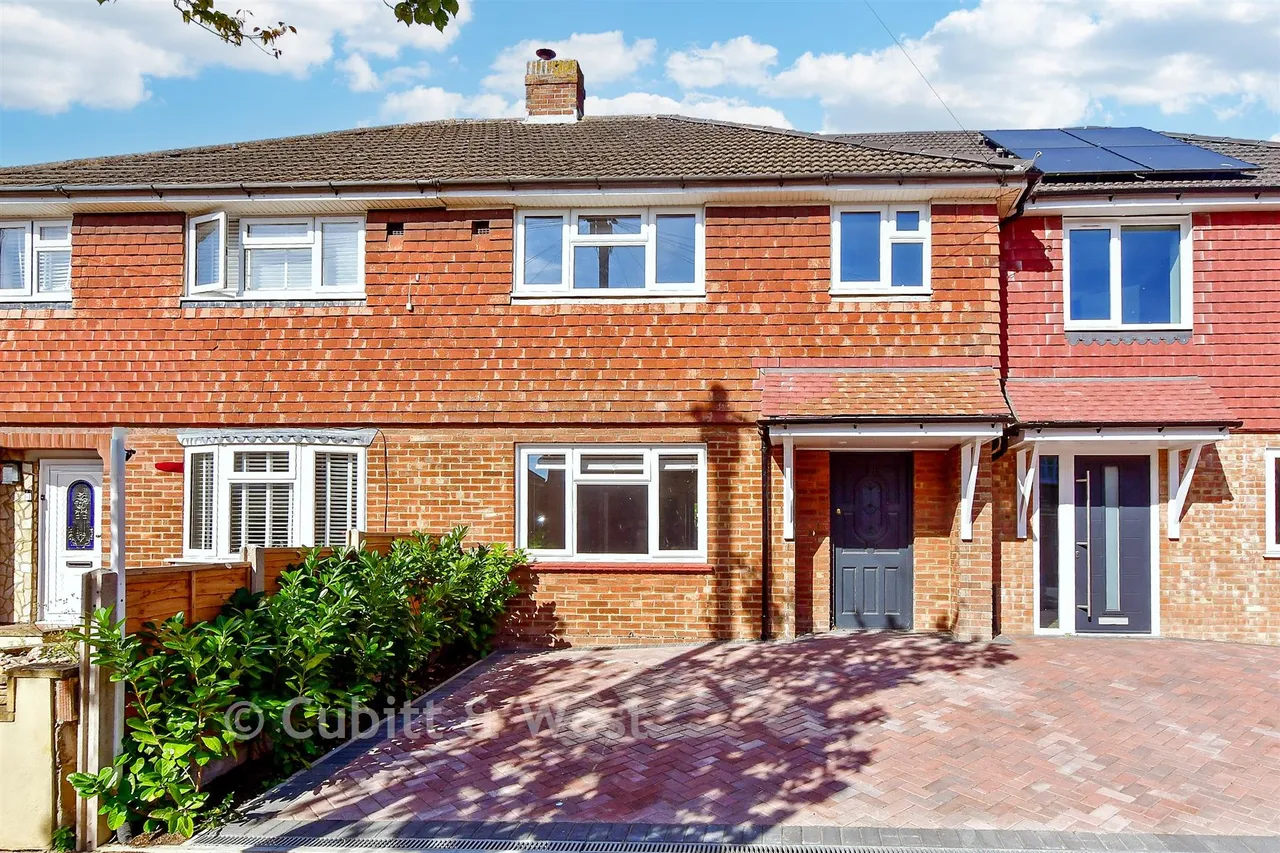 3 bed house for sale, Prinsted Crescent, Portsmouth, PO6
