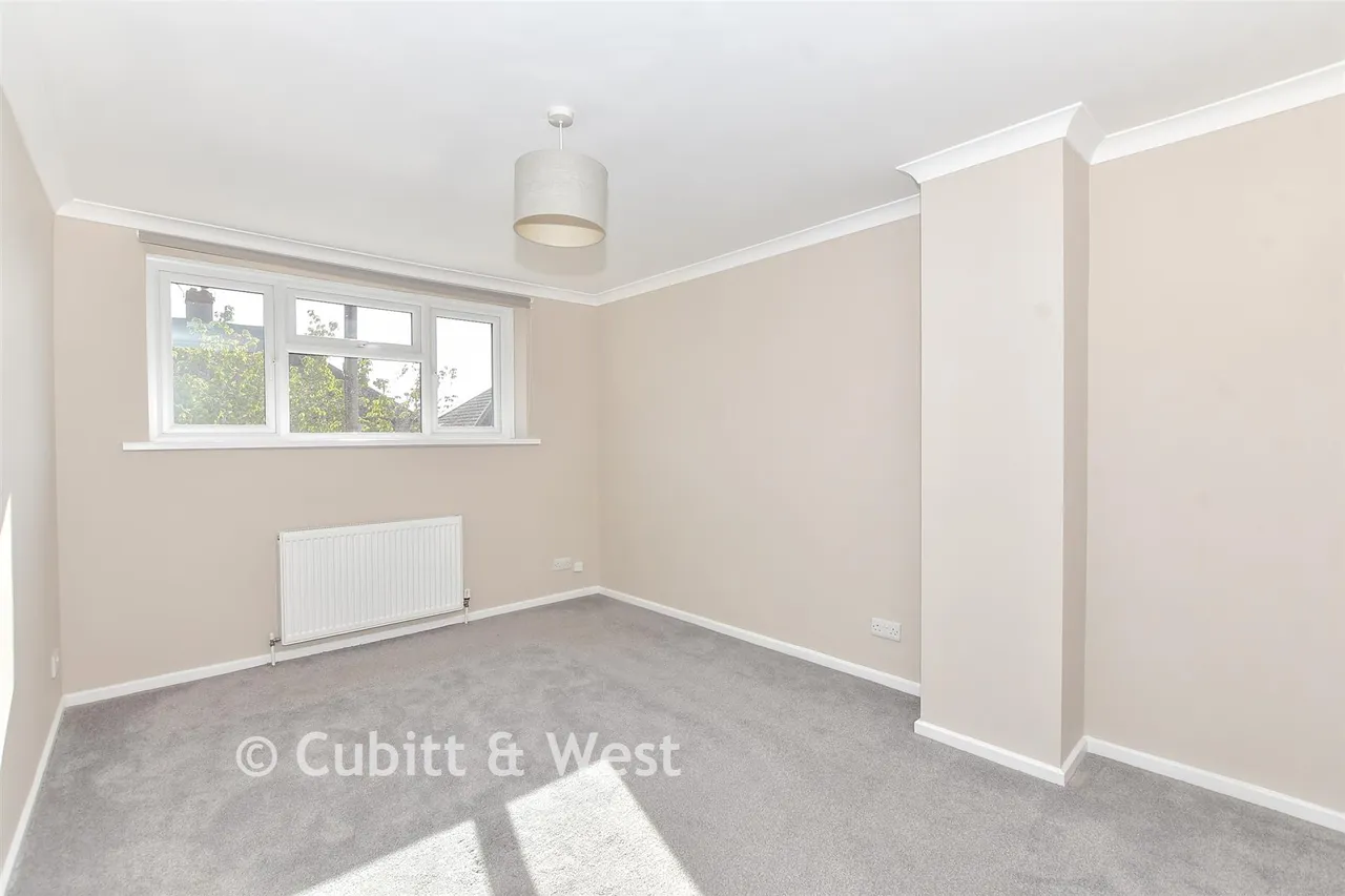 Prinsted Crescent, Portsmouth, PO6, photo 4