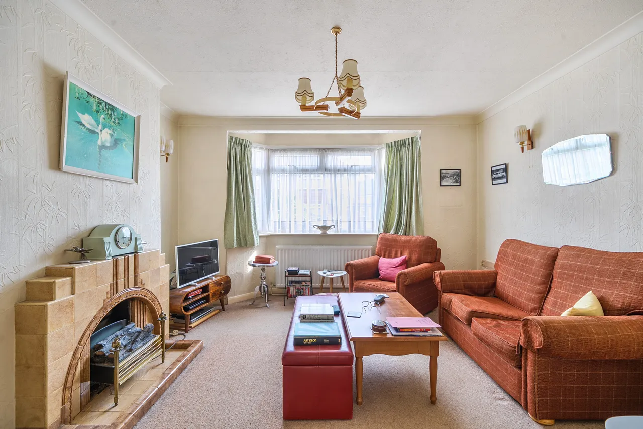 Clovelly Close, Ickenham, UB10, photo 3