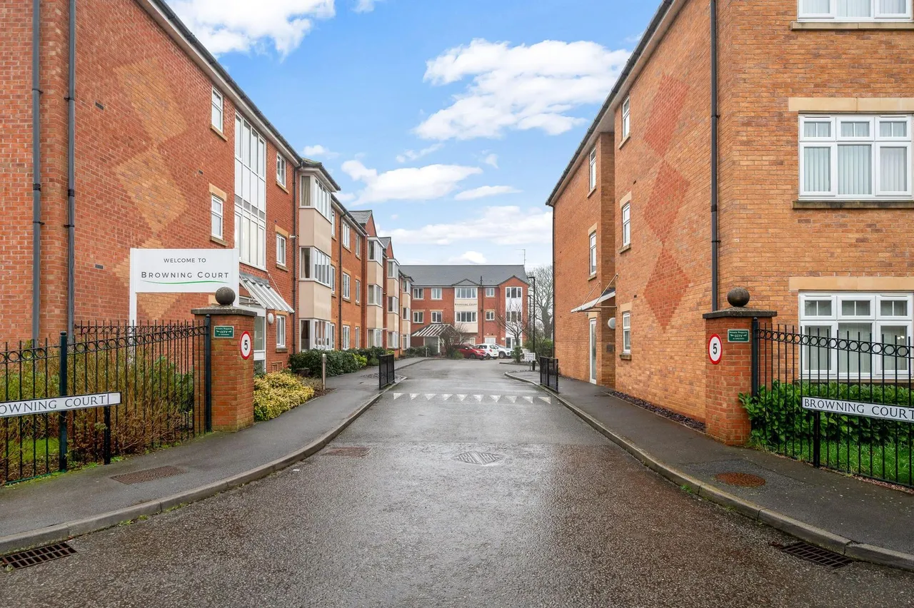 Browning Court, Bourne, PE10, photo 17