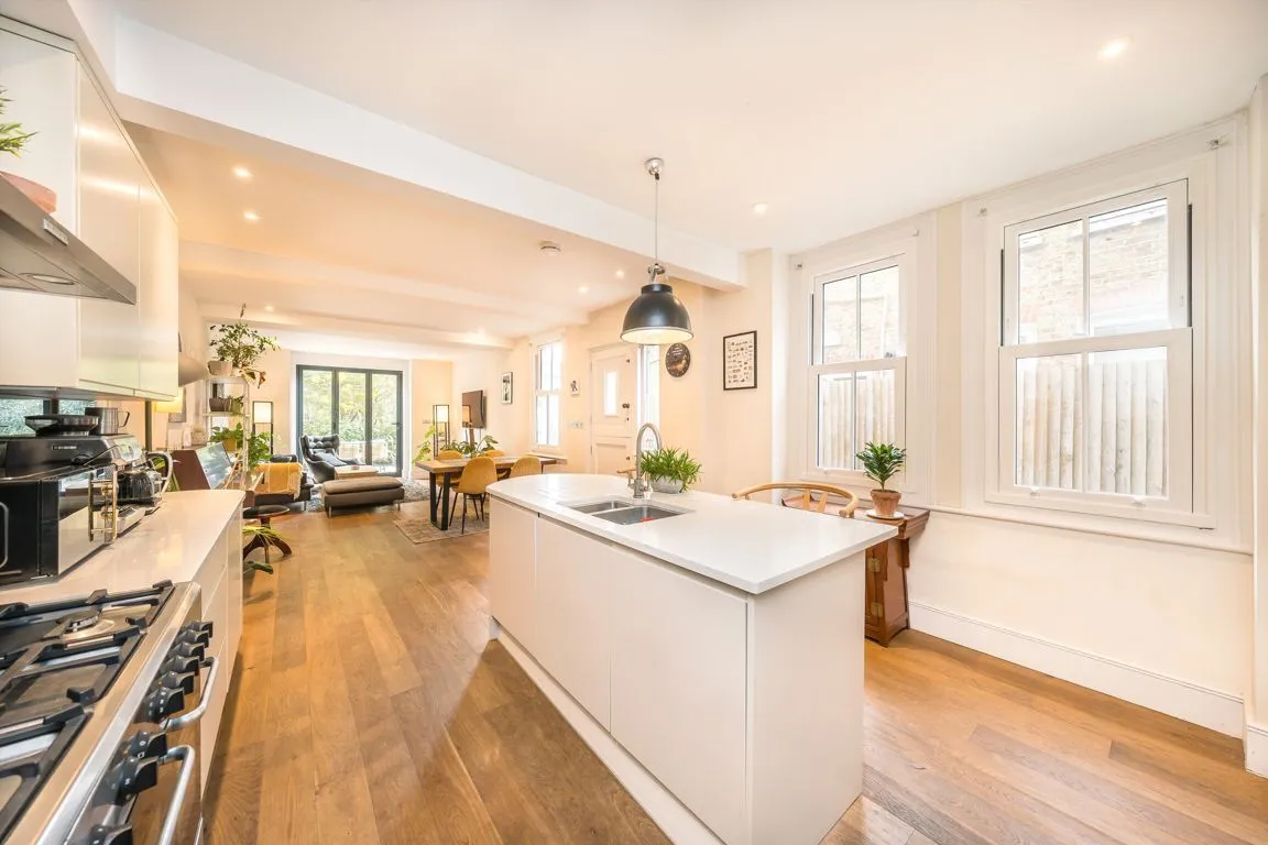 Weir Road, SW12, photo 5