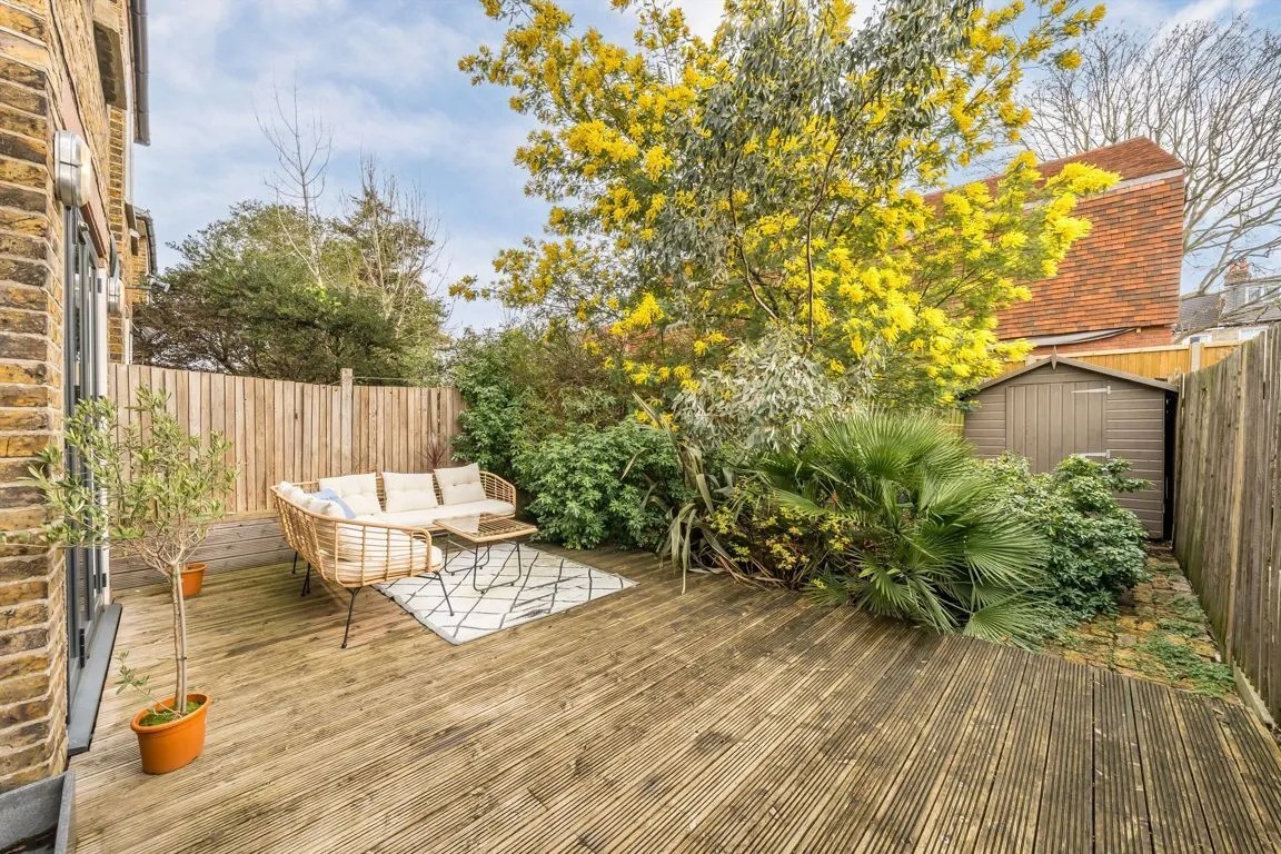 Weir Road, SW12, photo 8