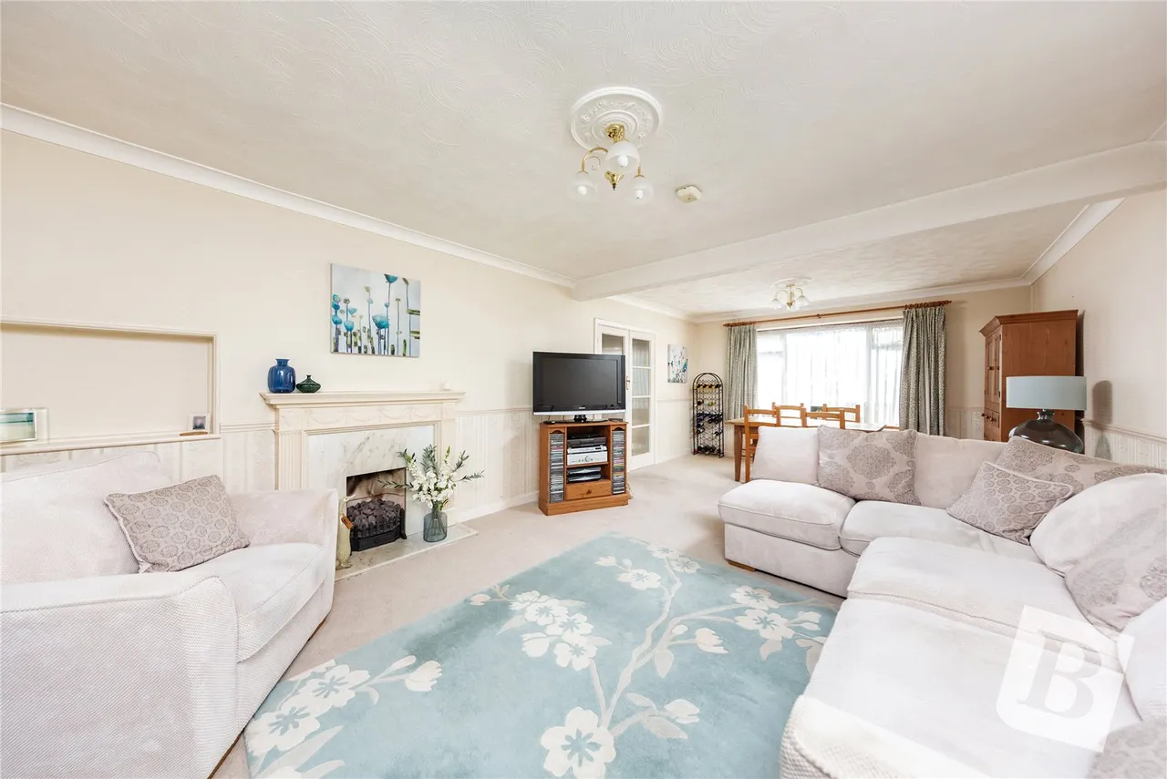 Ongar, CM5, photo 6