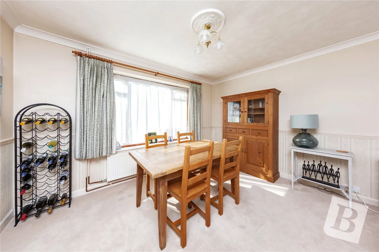 Ongar, CM5, photo 15
