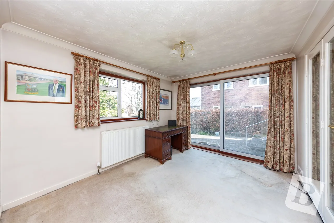 Ongar, CM5, photo 7