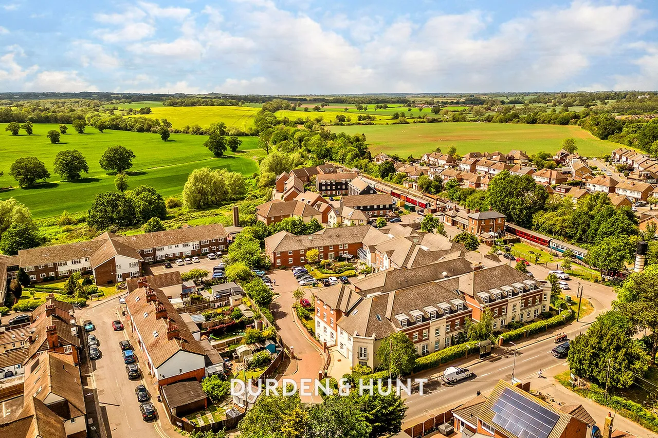 High Street, Ongar, CM5, photo 18