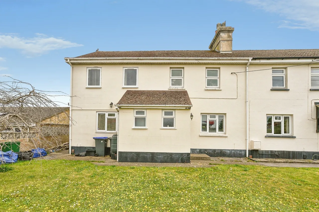 4 bed house for sale — Salisbury Road, Bulford, Salisbury