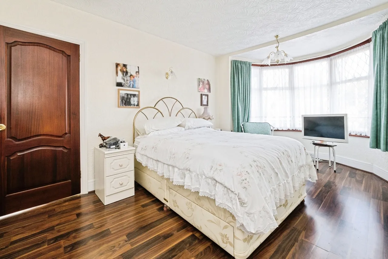 Minster Way, Hornchurch, Essex, RM11, photo 7