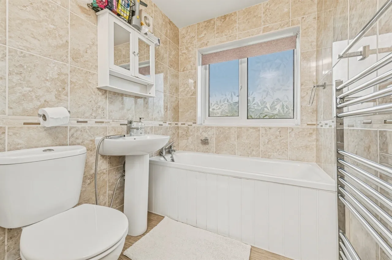 Pontey Drive, Waterloo, HD5, photo 21