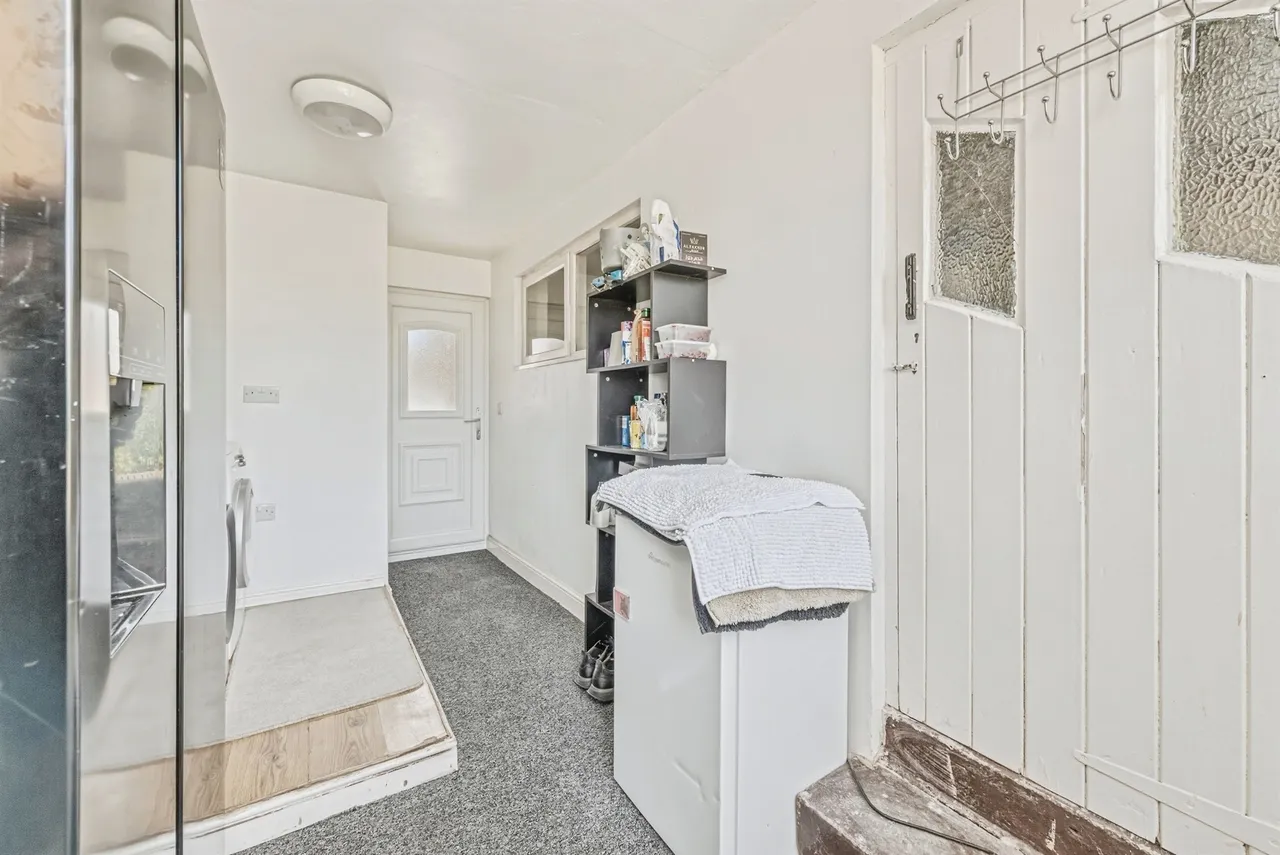 Pontey Drive, Waterloo, HD5, photo 23