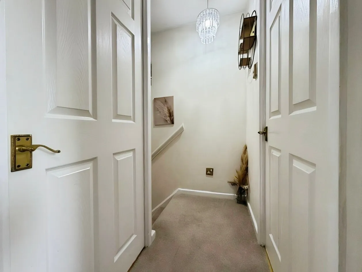 Mackworth Drive, Cimla, Neath, SA11 2QA, photo 9