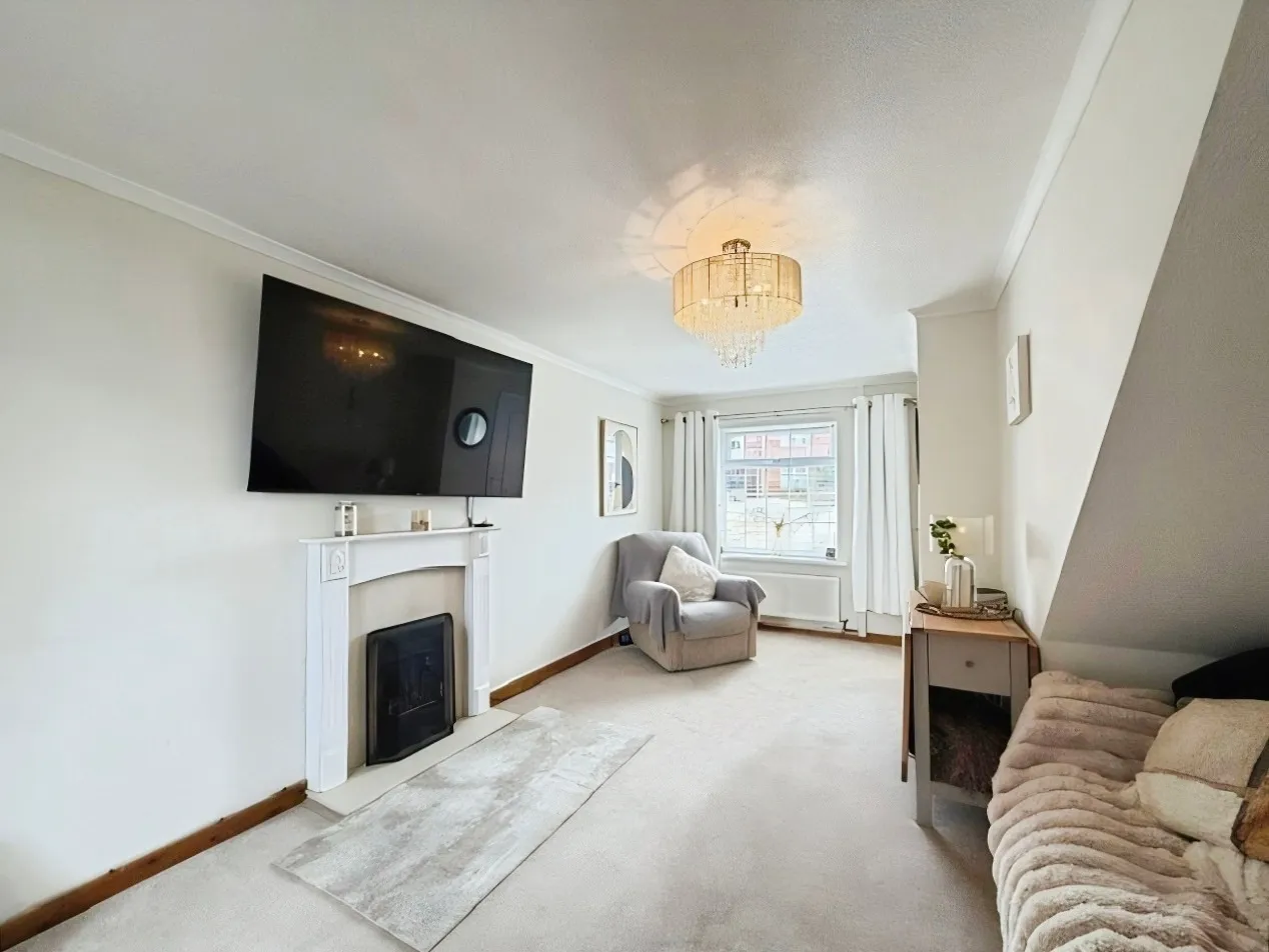 Mackworth Drive, Cimla, Neath, SA11 2QA, photo 5