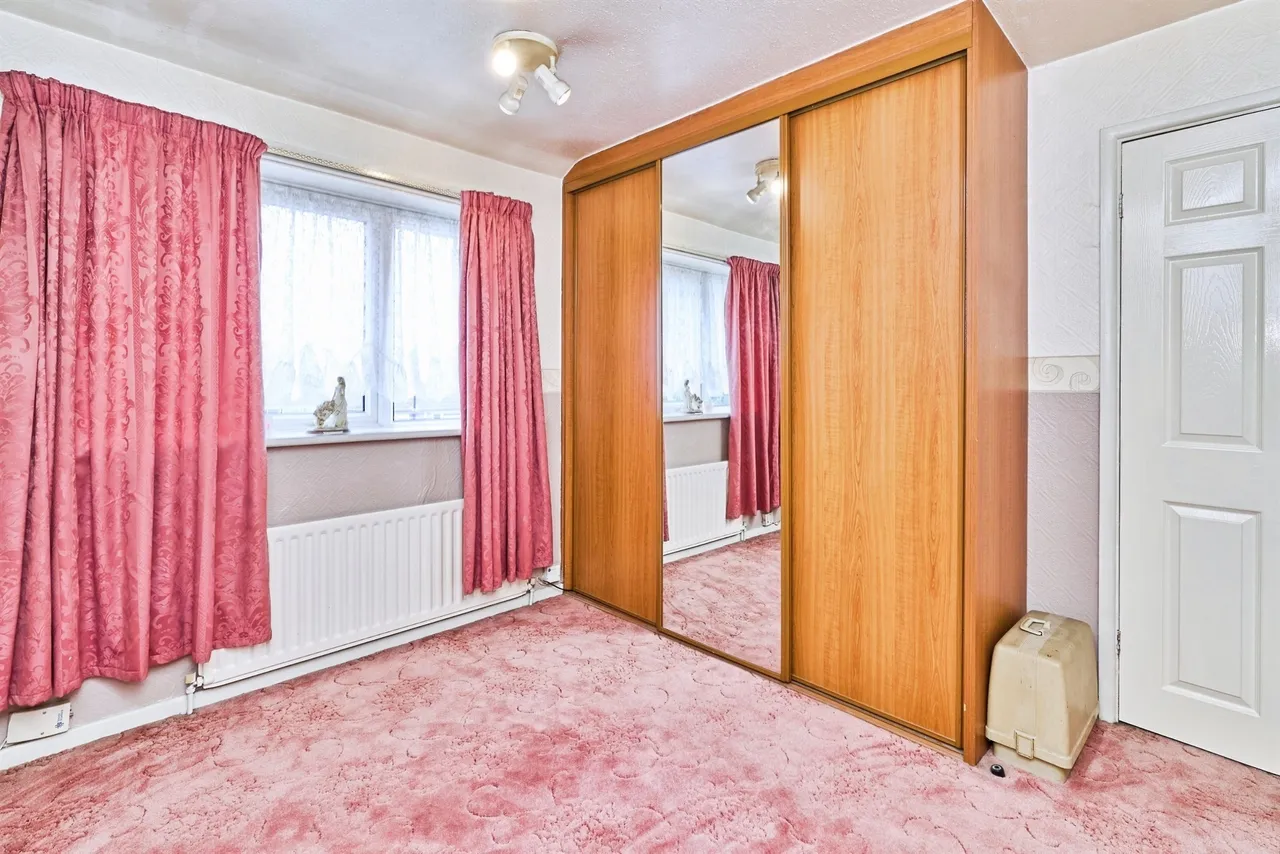 Wells Close, Tipton, DY4, photo 18