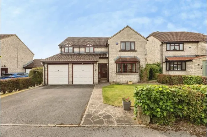 Hillside Close, Hillam, LS25, photo 2