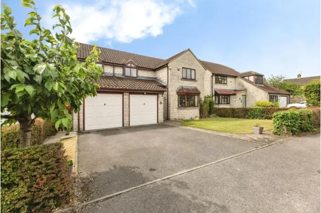 Hillside Close, Hillam, LS25, photo 35