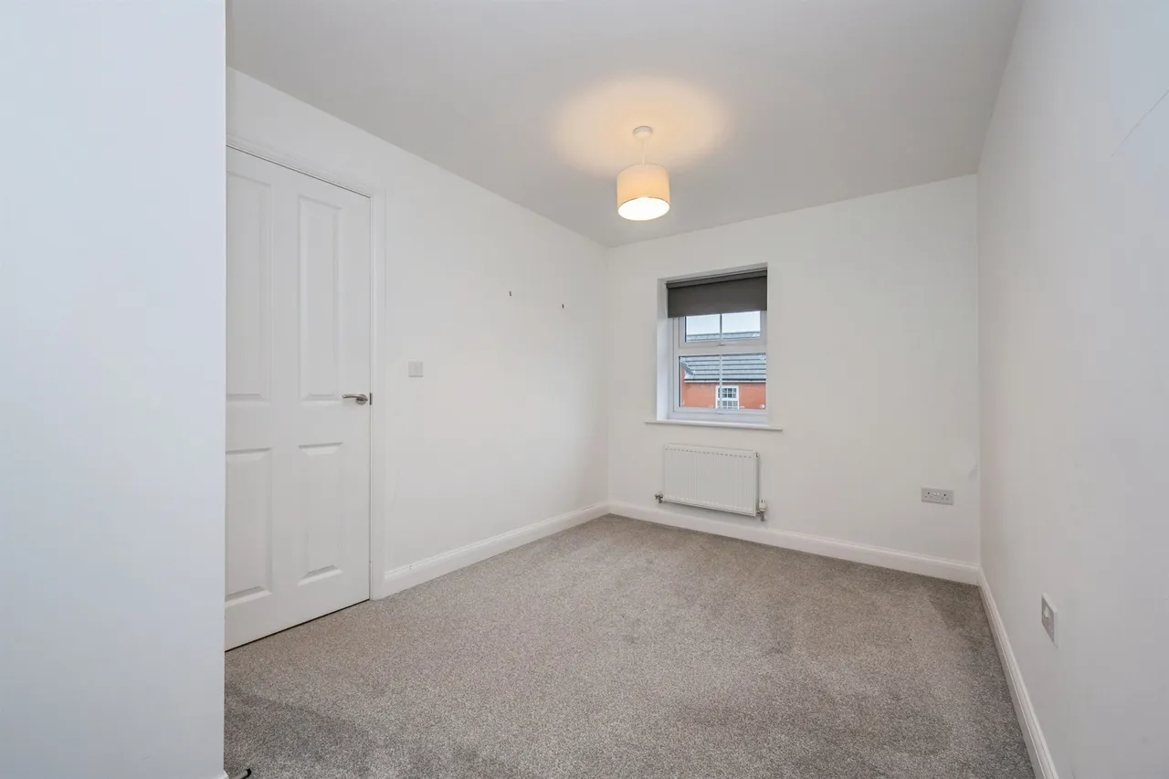 Sorrel Close, Uttoxeter, ST14, photo 14