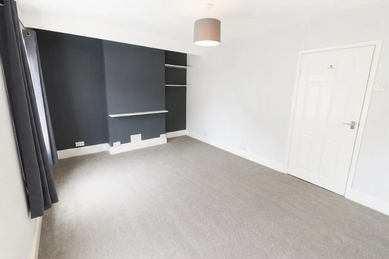 Llantarnam Road, Cwmbran, NP44, photo 9
