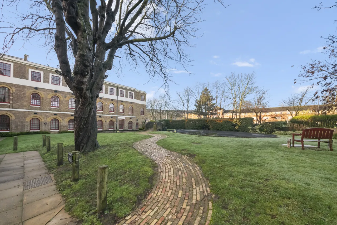 West Park Road, Southall, UB2, photo 11
