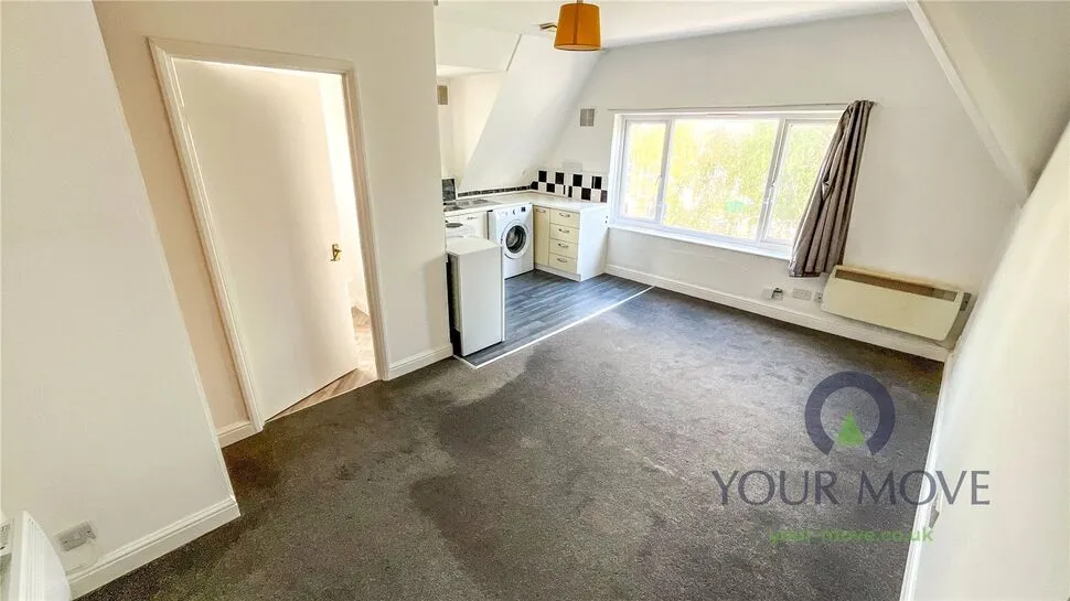 Clapham Road, Bedford, Bedfordshire, MK41, photo 2