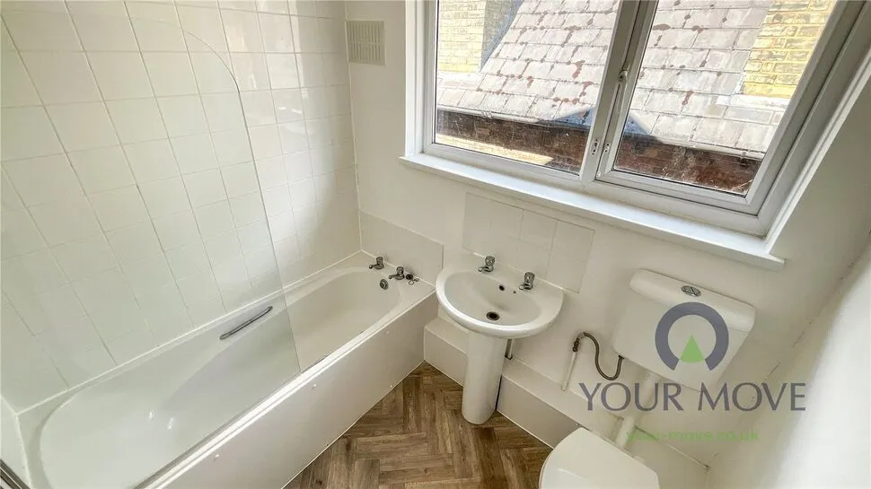 Clapham Road, Bedford, Bedfordshire, MK41, photo 7