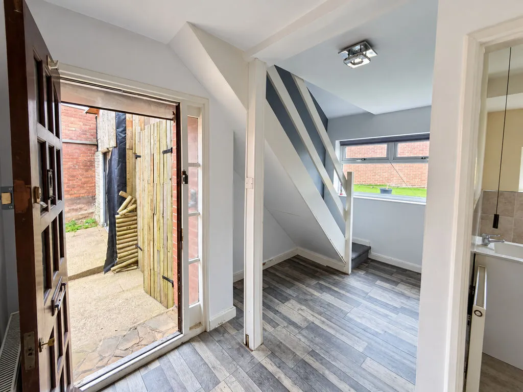 Cowley Green, Hednesford, WS12, photo 8