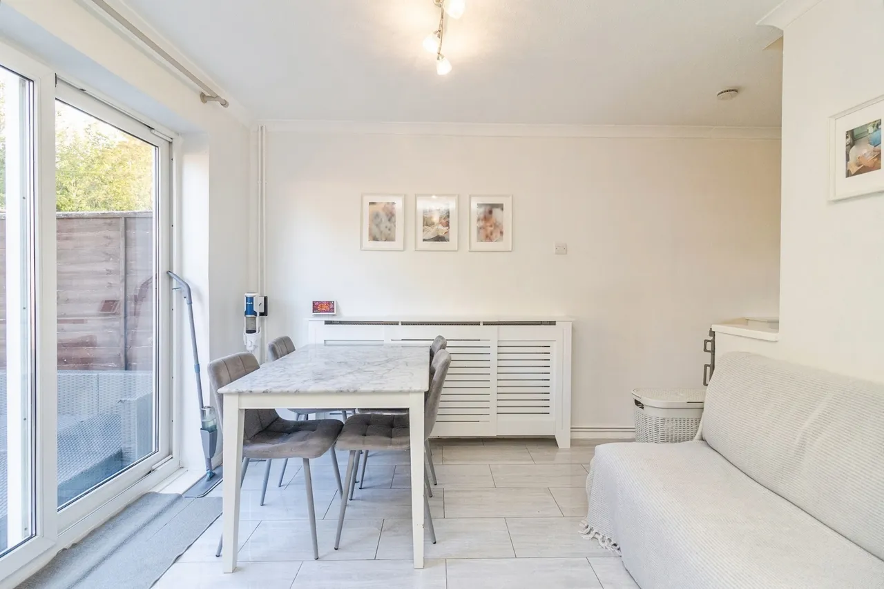 Favell Drive, Furzton, MK4, photo 9