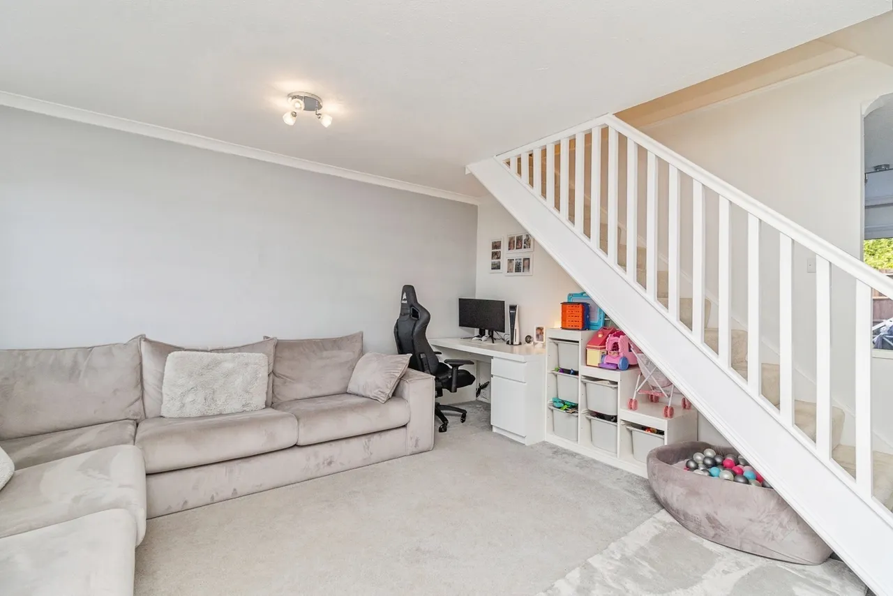 Favell Drive, Furzton, MK4, photo 7