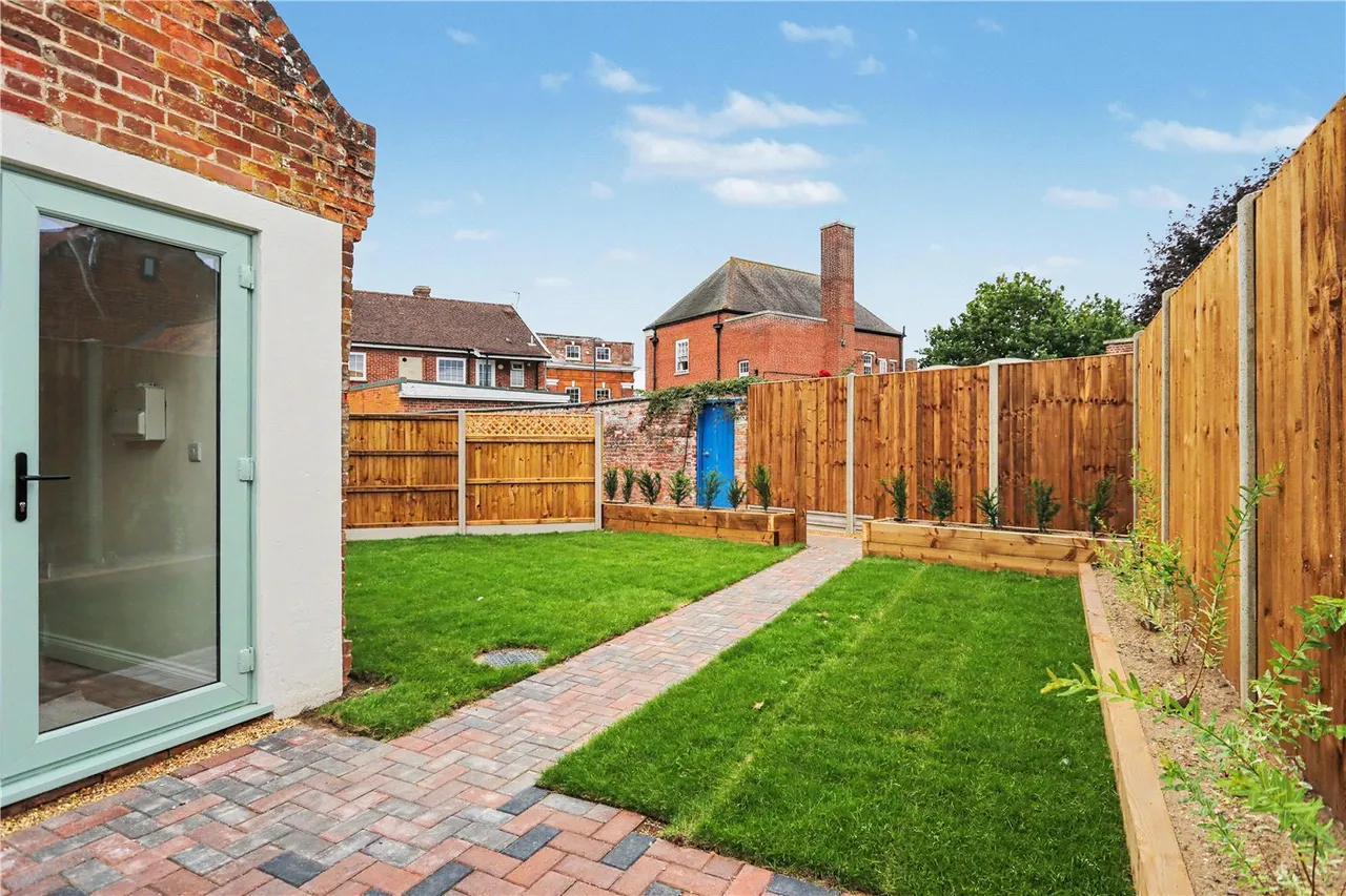 Denton Court, Wymondham, Norfolk, NR18, photo 10